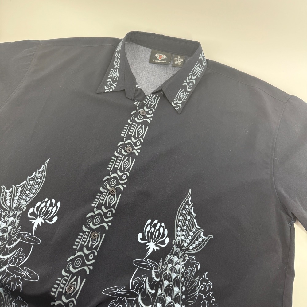7 Diamonds Mens XL Black Koi Fish Tribal Graphic Button Down Short Sleeve Shirt - Picture 1 of 7